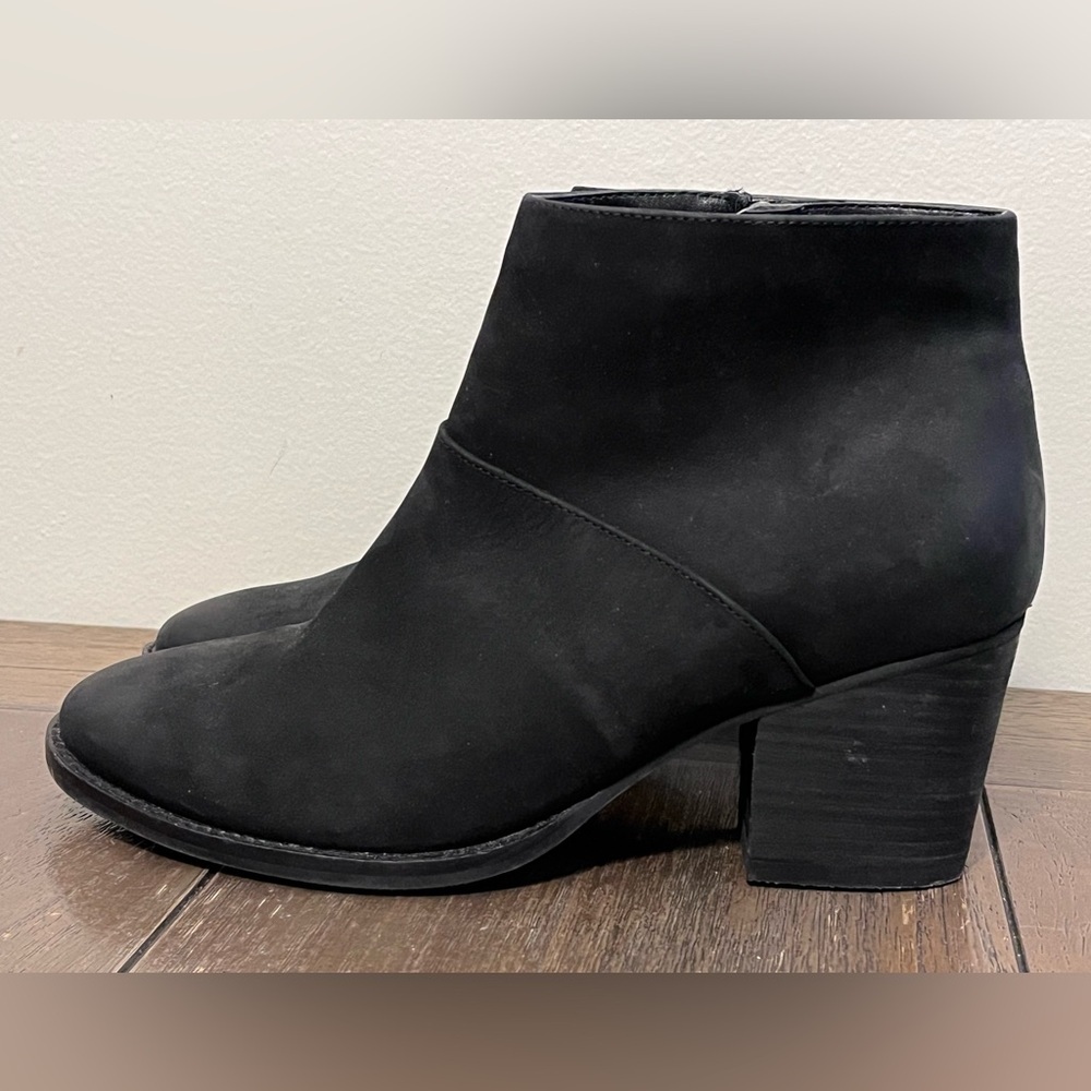 Blondo Nelli Black Booties Waterproof Womens size 9.5
